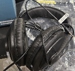 (Поврежденный товар) Проводные наушники Oklick HP-M211V черный, полноразмерные, Jack 3.5 мм [См.описание!]